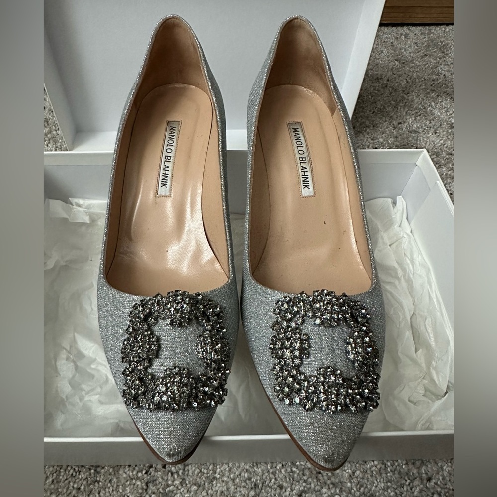 Manolo Blahnik 70mm jeweled silver pump